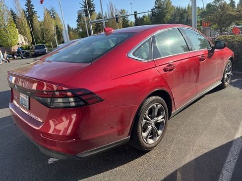 Used 2024 Honda Accord EX image 4