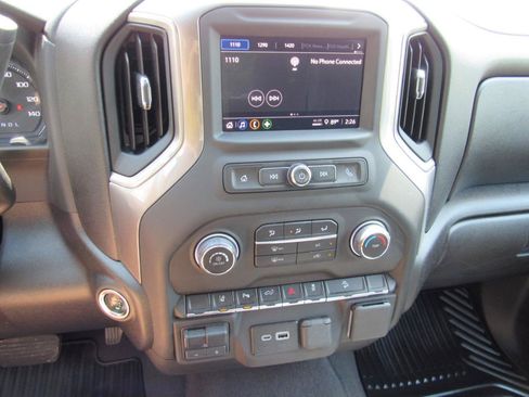 Used 2025 Chevrolet Silverado 2500 Custom w/ Custom Value Package AWD/4WD image 28