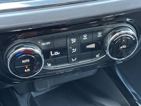 New 2026 Chevrolet Trax ACTIV FWD image 19