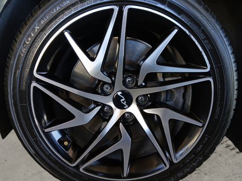 Used 2023 Kia Stinger GT-Line w/ Sun & Sound Package image 14