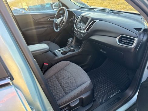 Used 2022 Chevrolet Equinox LT image 28