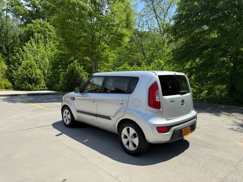 Used 2013 Kia Soul image 3