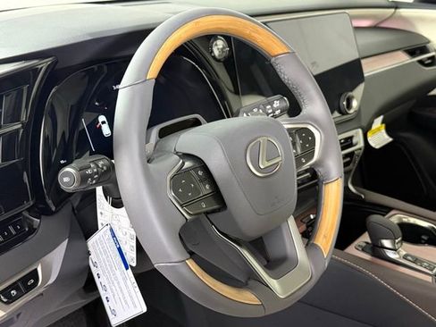 New 2026 Lexus RX 350 AWD/4WD image 18