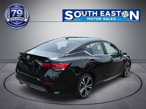 Used 2020 Nissan Sentra SR w/ Electronics Package FWD image 6