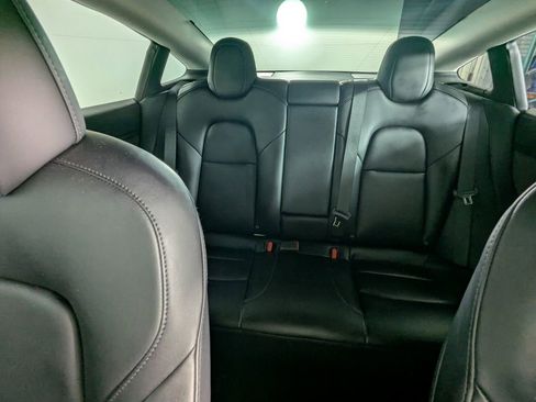 Used 2021 Tesla Model 3 Long Range image 17
