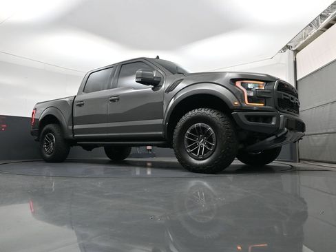 Used 2020 Ford F150 Raptor w/ Equipment Group 802A Luxury AWD/4WD image 19