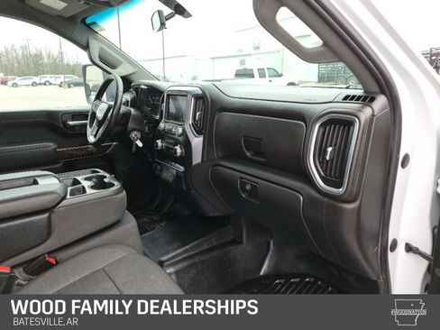 Used 2022 GMC Sierra 2500 SLE image 32