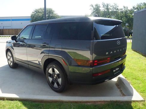 New 2026 Hyundai Santa Fe SE image 5