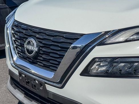 Used 2023 Nissan Rogue S AWD/4WD image 5
