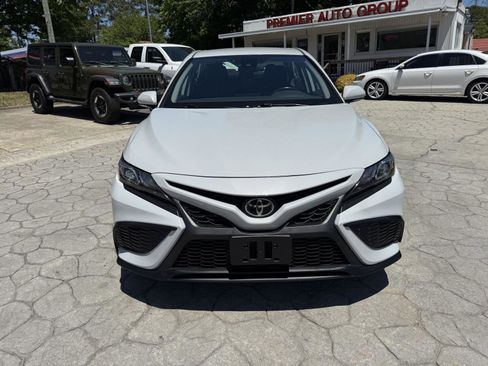 Used 2023 Toyota Camry SE FWD image 19