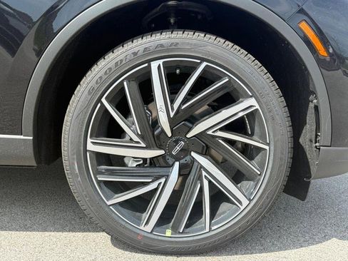 New 2026 Lincoln Aviator Reserve AWD/4WD image 4