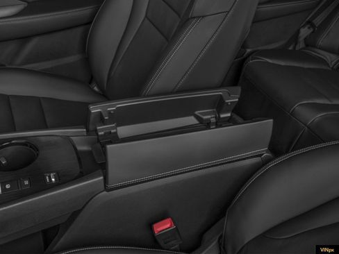 Used 2024 Nissan Rogue SL w/ SL Premium Package image 12