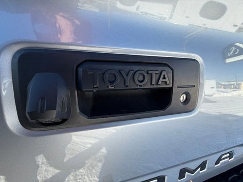 Certified 2020 Toyota Tacoma TRD Sport image 30