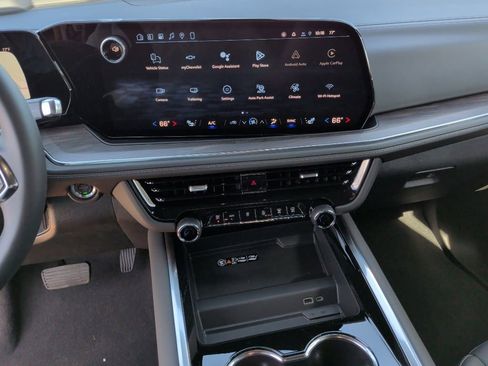 New 2026 Chevrolet Tahoe Z71 w/ Comfort Package AWD/4WD image 23