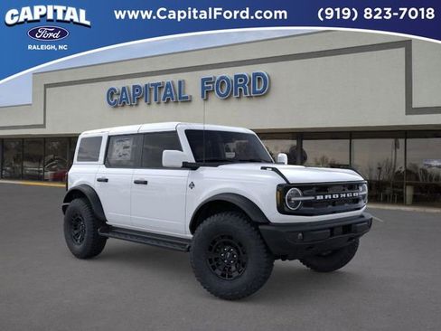 New 2026 Ford Bronco Outer Banks w/ Sasquatch Package AWD/4WD image 7