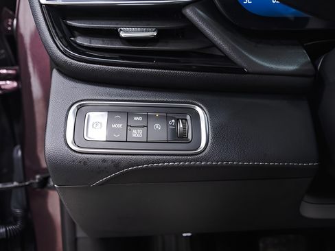 Used 2026 Buick Enclave Avenir w/ LPO, Floor Liner Package AWD/4WD image 20