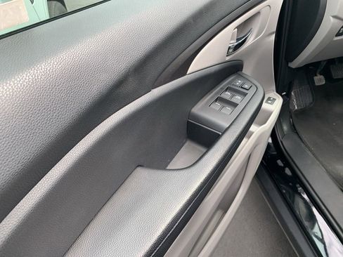 Used 2017 Honda Pilot EX-L image 18