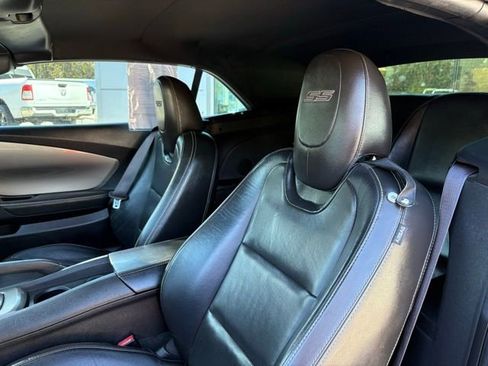 Used 2015 Chevrolet Camaro SS image 15