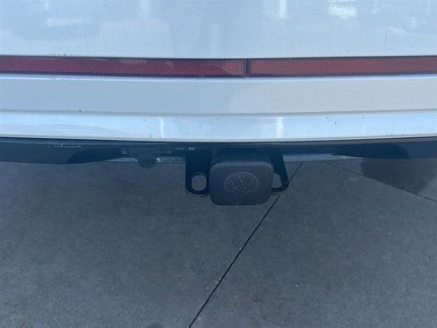 Used 2022 Volkswagen Atlas SEL Premium image 20