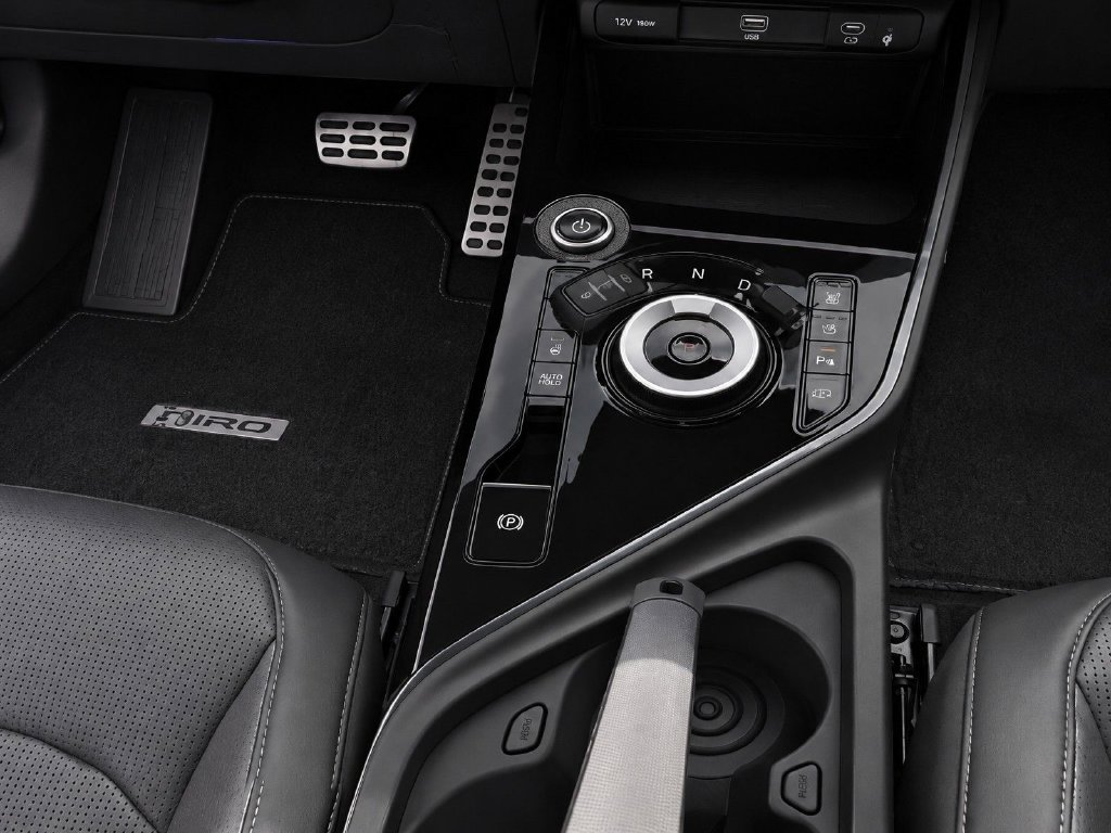 Certified 2024 Kia Niro Wave w/ Wave Preserve Package FWD image 29