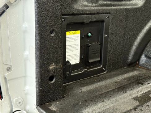 Used 2021 Ford F150 Lariat image 6