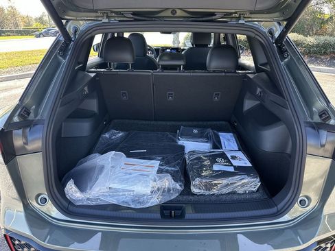 New 2026 Volkswagen Tiguan SE R-Line image 24