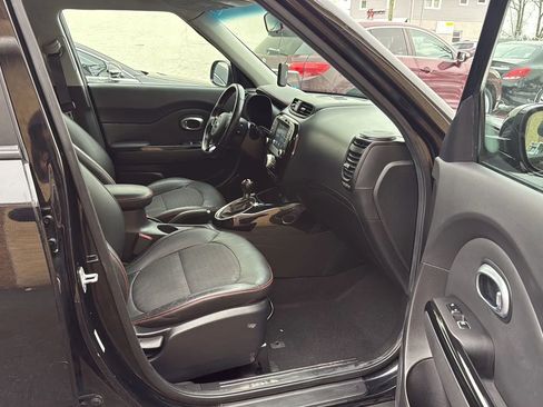 Used 2019 Kia Soul ! image 25