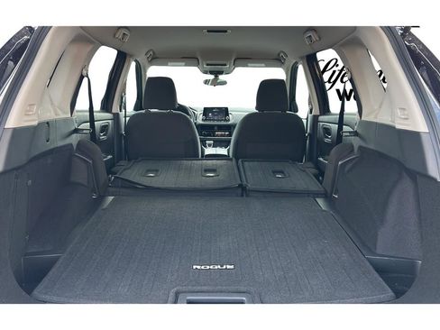 Used 2026 Nissan Rogue S FWD image 30