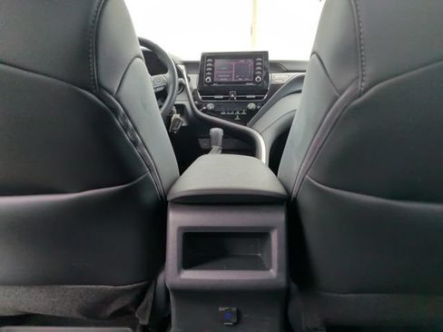 Used 2023 Toyota Camry SE FWD image 30