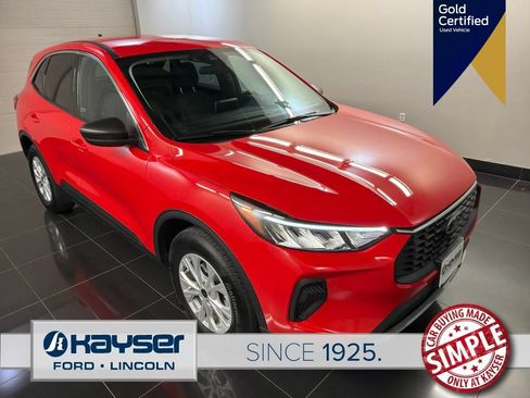 Used 2024 Ford Escape Active AWD/4WD image 1