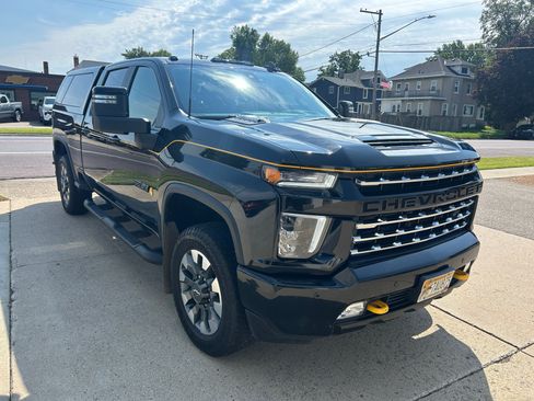 Used 2021 Chevrolet Silverado 2500 LTZ w/ Carhartt Edition AWD/4WD image 4