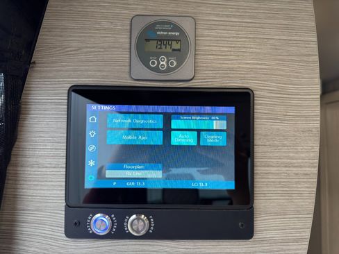 Used 2023 Mercedes-Benz Sprinter 3500 w/ Parking Package image 50