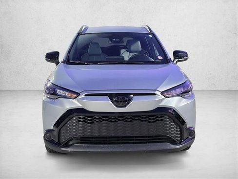 Used 2025 Toyota Corolla Cross AWD Hybrid image 2