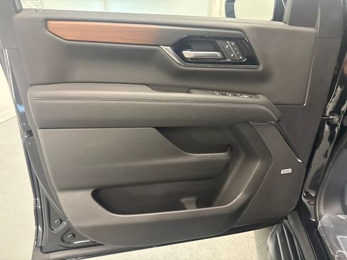 New 2026 GMC Yukon Denali RWD image 11