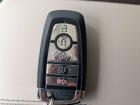 Certified 2024 Lincoln Navigator Reserve AWD/4WD image 35