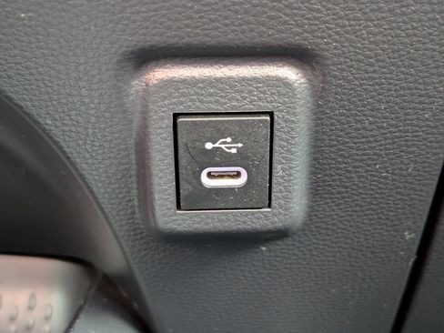 Used 2024 Toyota Corolla SE image 18