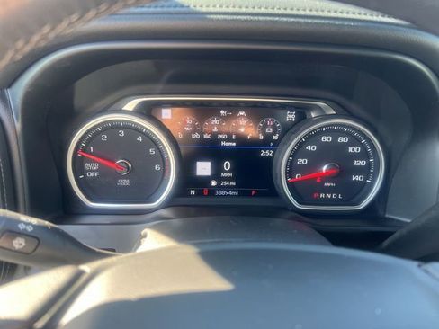 Certified 2021 Chevrolet Silverado 1500 High Country w/ Technology Package image 12