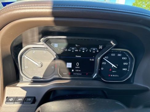 Used 2022 GMC Sierra 2500 Denali w/ Denali Ultimate Package image 5