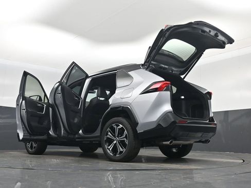 Used 2025 Toyota RAV4 XSE image 53