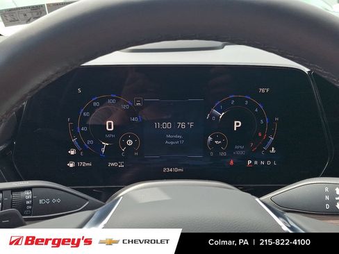 Certified 2026 Chevrolet Suburban Premier AWD/4WD image 25