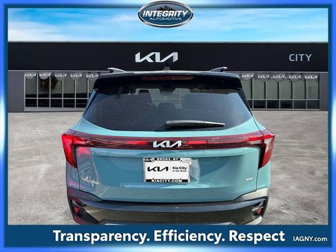 Certified 2025 Kia Seltos S AWD/4WD image 5