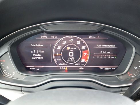 Used 2018 Audi SQ5 Premium Plus AWD/4WD image 23