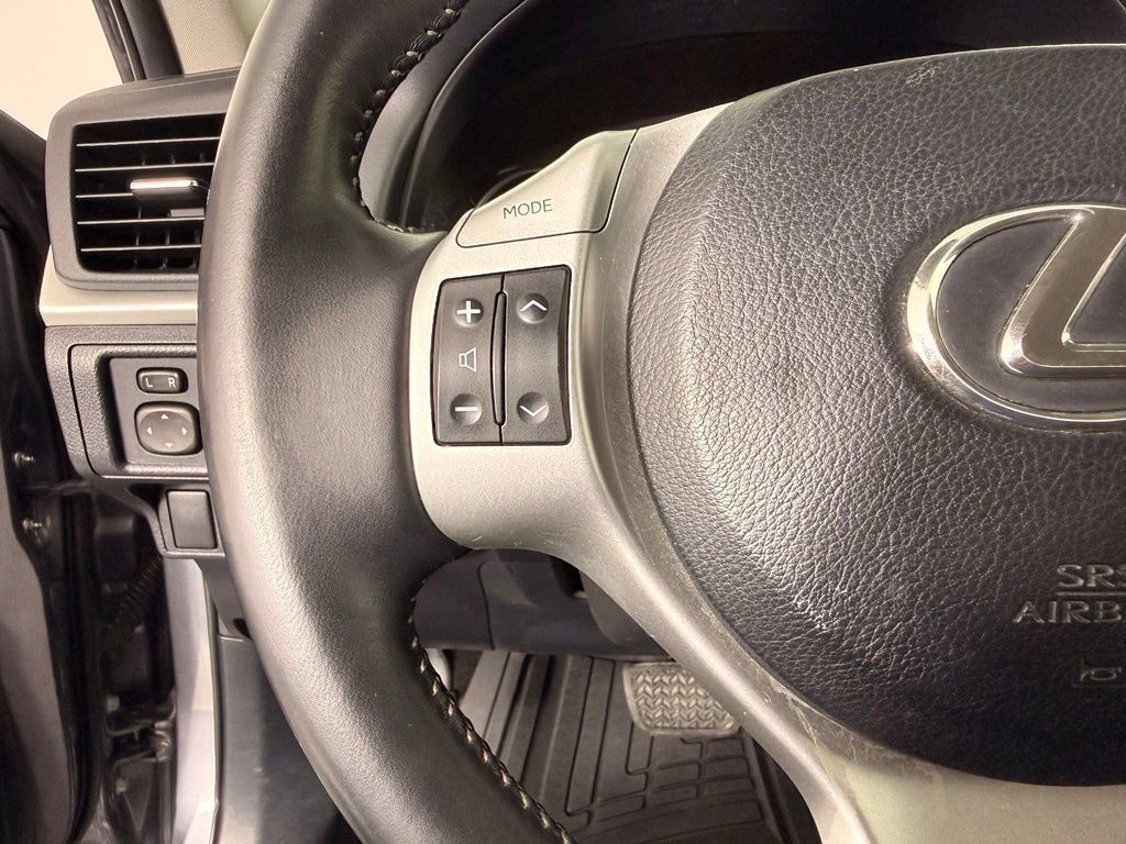 Used 2012 Lexus CT 200h Premium FWD image 19