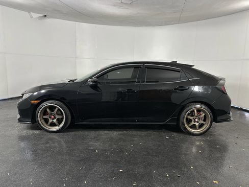 Used 2019 Honda Civic Sport image 7