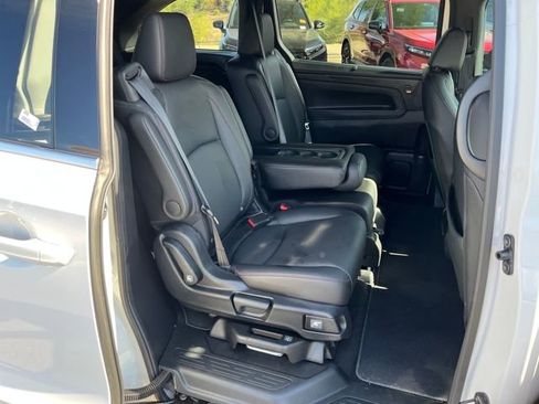 Certified 2024 Honda Odyssey Sport image 13