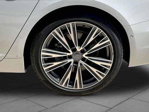 Used 2020 Audi A6 2.0T Premium Plus w/ Premium Plus Package AWD/4WD image 11