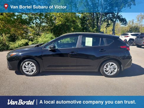 Used 2024 Subaru Impreza 2.0i image 2