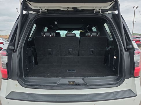 Used 2021 Ford Expedition King Ranch RWD image 14