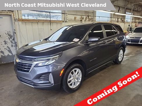 Used 2023 Chevrolet Equinox LT image 1