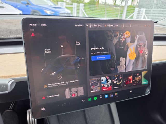 Used 2023 Tesla Model Y Performance AWD/4WD image 36